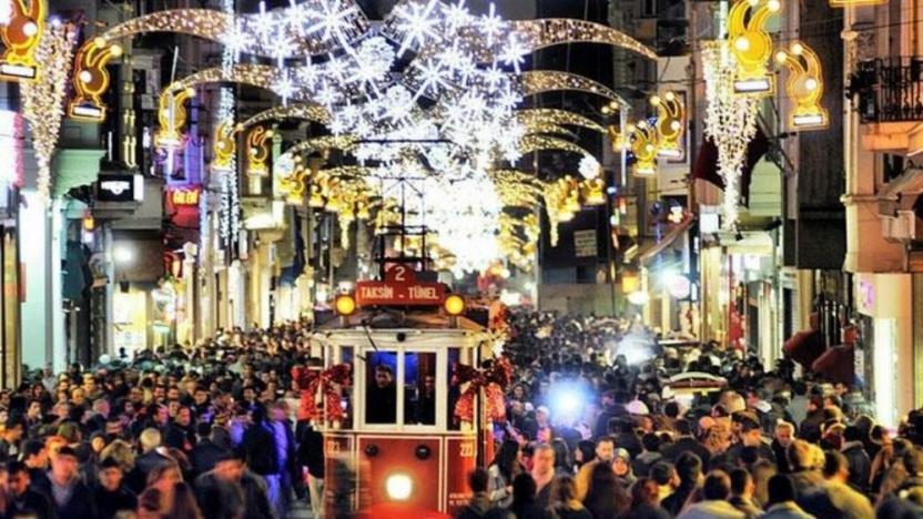 İstanbul Gecelerinde Sosyal Hayat