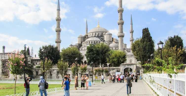 Sultanahmet Tarihin ve Kültürün Kalbinde Bir Yolculuk