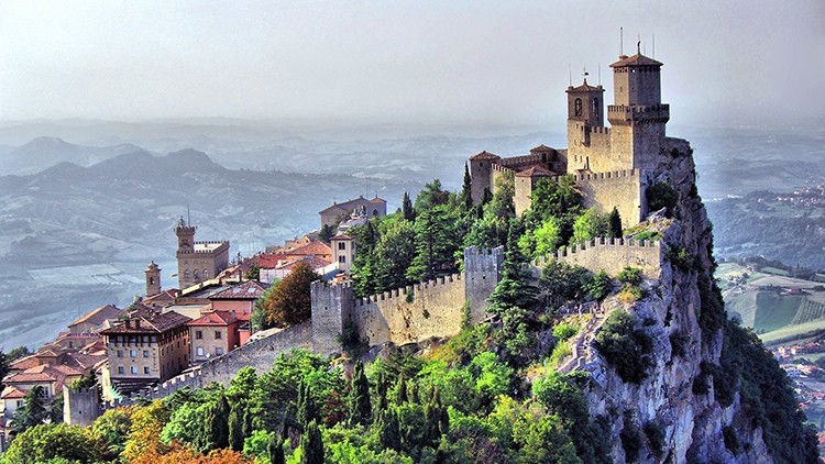 San Marino Seyahati