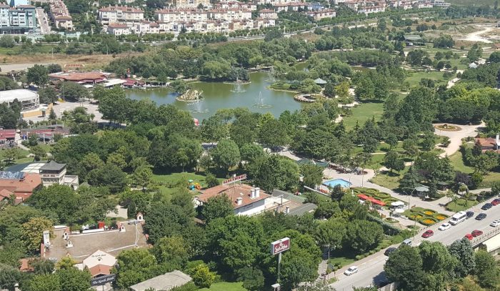 Bahçeşehir Göleti İstanbul