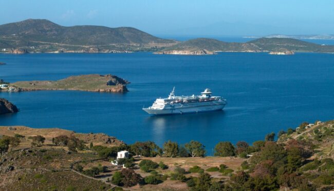 Kuşadası'ndan Sisam ve Patmos Adalarına Geçiş